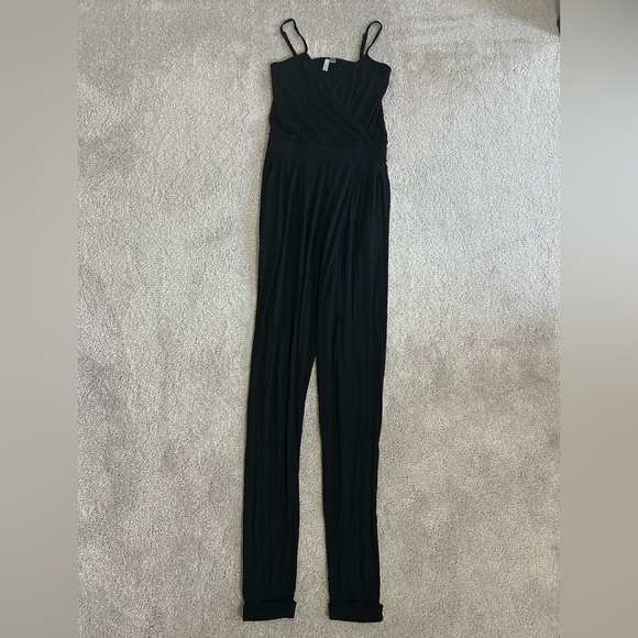 ASOS DESIGN Tall Cami Wrap Jumpsuit with Peg Leg - Picture 5 of 7